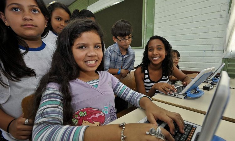 CORREIOS - Estudantes podem participar do  Concurso de Redação de Cartas