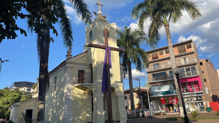 FÉ E RENOVAÇÃO - Procissão de Ramos marca início da Semana Santa