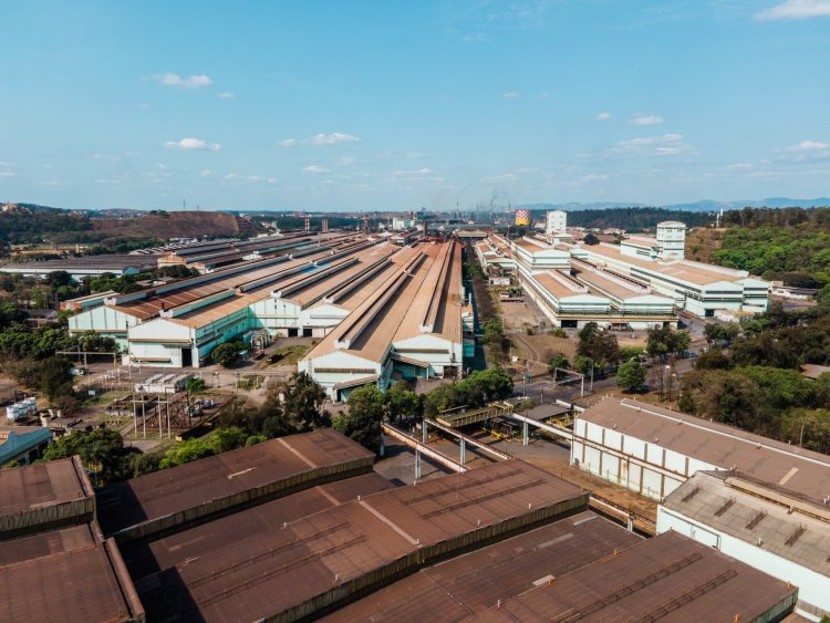 Lucro em alta, produção e venda em queda