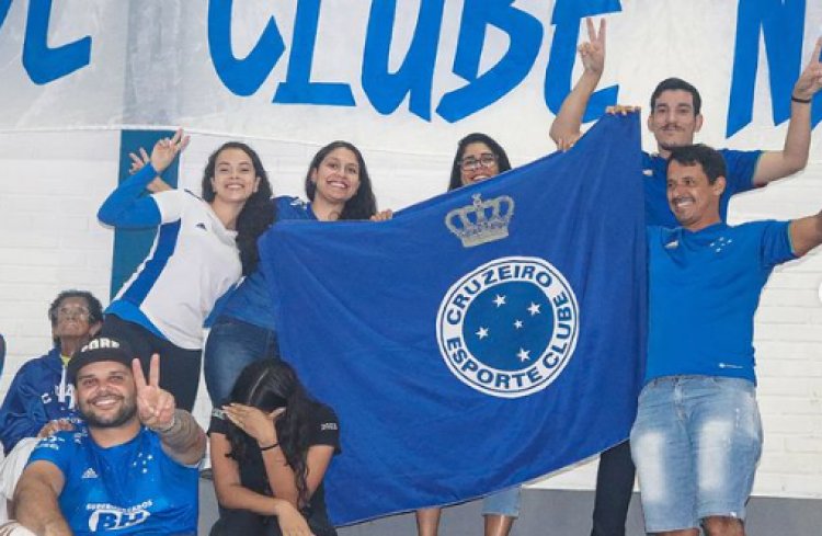 TORCIDA AZUL - População apoia o Cruzeiro Basquete