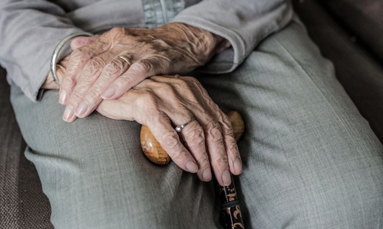 DIREITOS HUMANOS - Violência contra pessoas idosas cresce em 2023