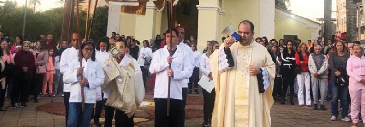FÉ E EMOÇÃO - Corpus Christi mobiliza fiéis