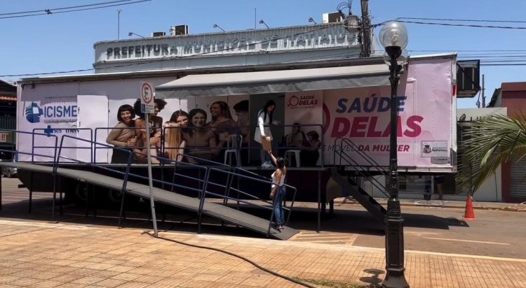 SAÚDE DELAS - Carreta itinerante realiza exames preventivos