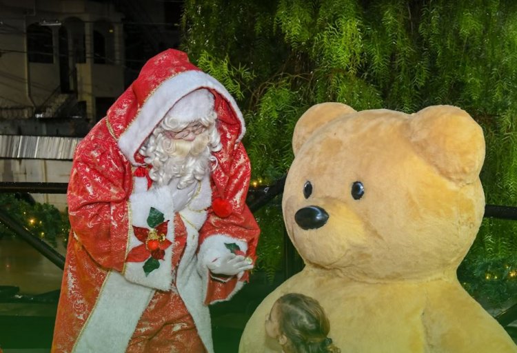 Fotos com Papai Noel neste sábado
