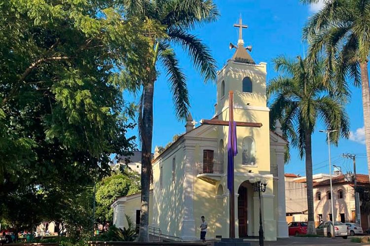 Procissão de Ramos marca  início da Semana Santa