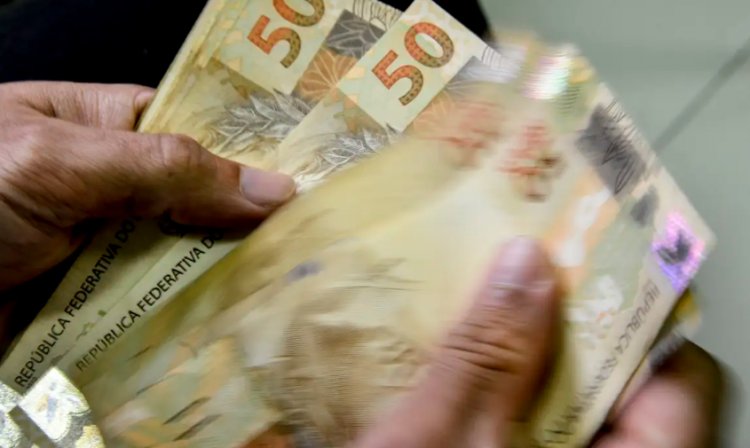CONTAS PÚBLICAS - Salário mínimo de R$ 1.502 em 2025
