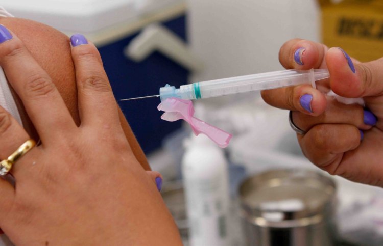 SAÚDE E PROTEÇÃO - Minas antecipa vacinação contra a gripe