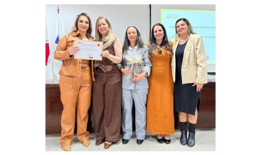 Município recebe reconhecimento por alfabetização