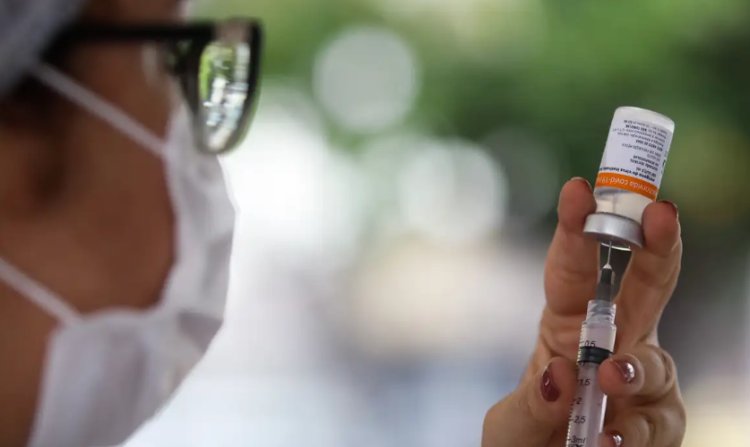 Anvisa atualiza composição das vacinas contra a covid-19