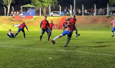 Holanda assume  liderança no Quarentão