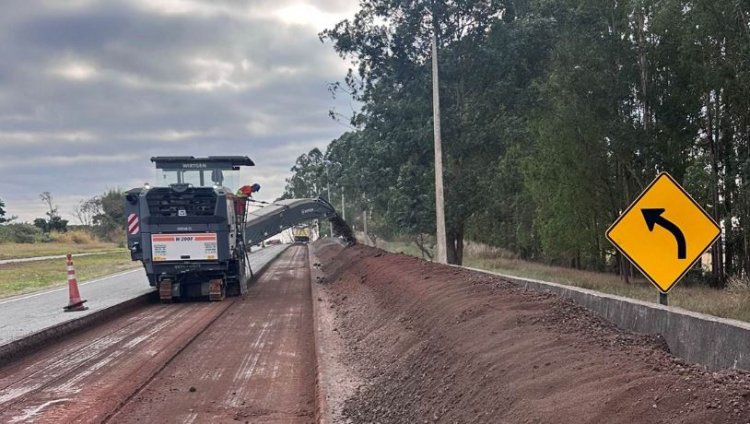 Rodovia passa por obras