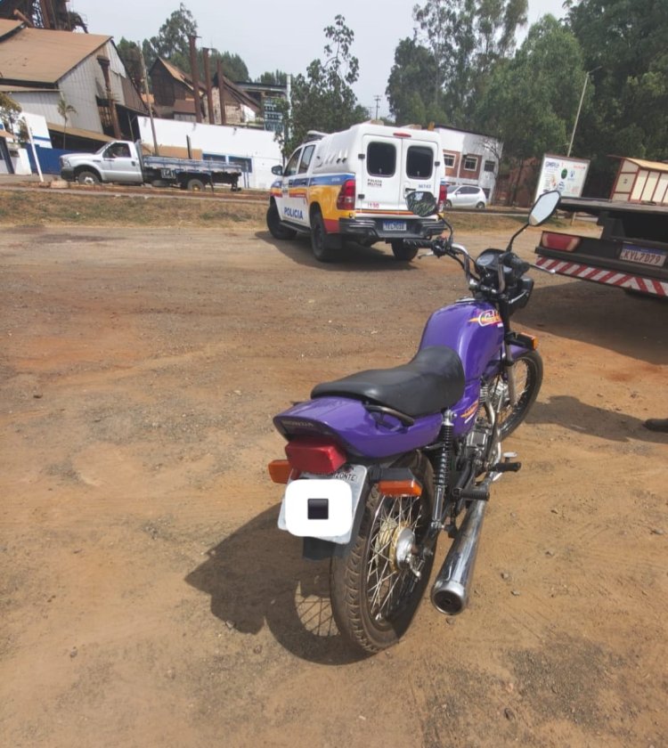 Moto é apreendida na rodovia