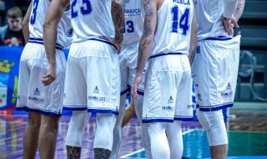 Cruzeiro Basquete vence na estreia do NBB