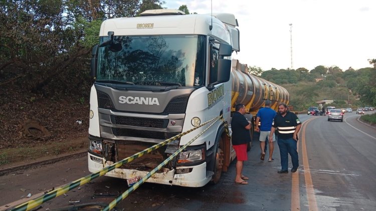 MORTE NA MG-431 - EcoSport na contramão  colidiu com caminhão-tanque