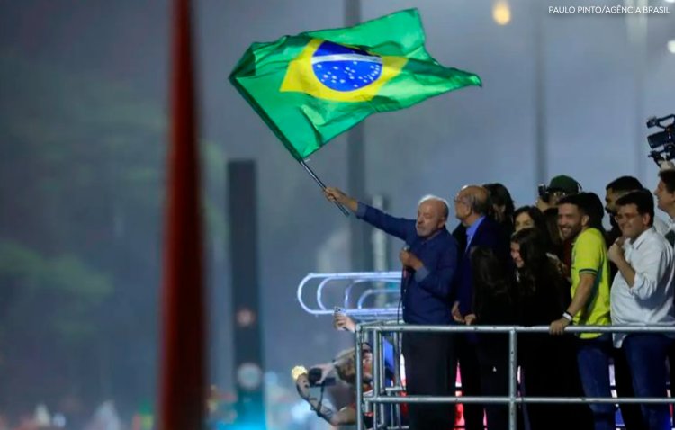 ELEIÇÕES 2026 - Lula é eleito para mais quatro anos